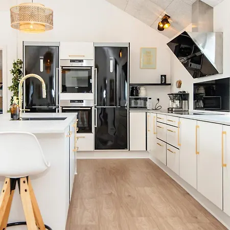Pet Friendly In Harboore With Sauna Vakantiehuis Harboør