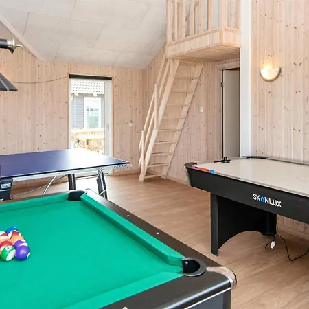 Dom wakacyjny Pet Friendly In Harboore With Sauna Harboør